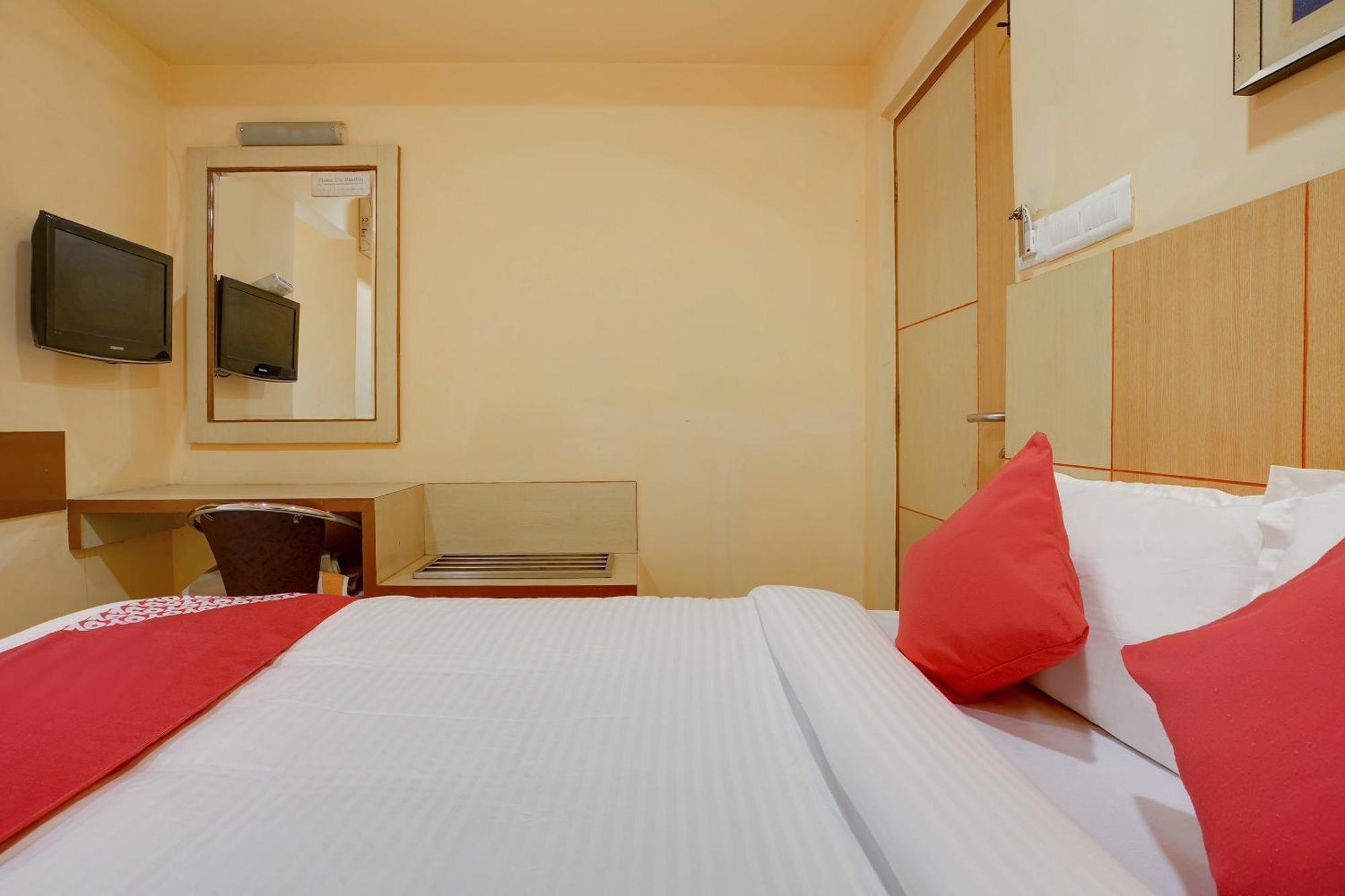 Hotel O Shanta Residency Lodge Sururnagar Exterior foto