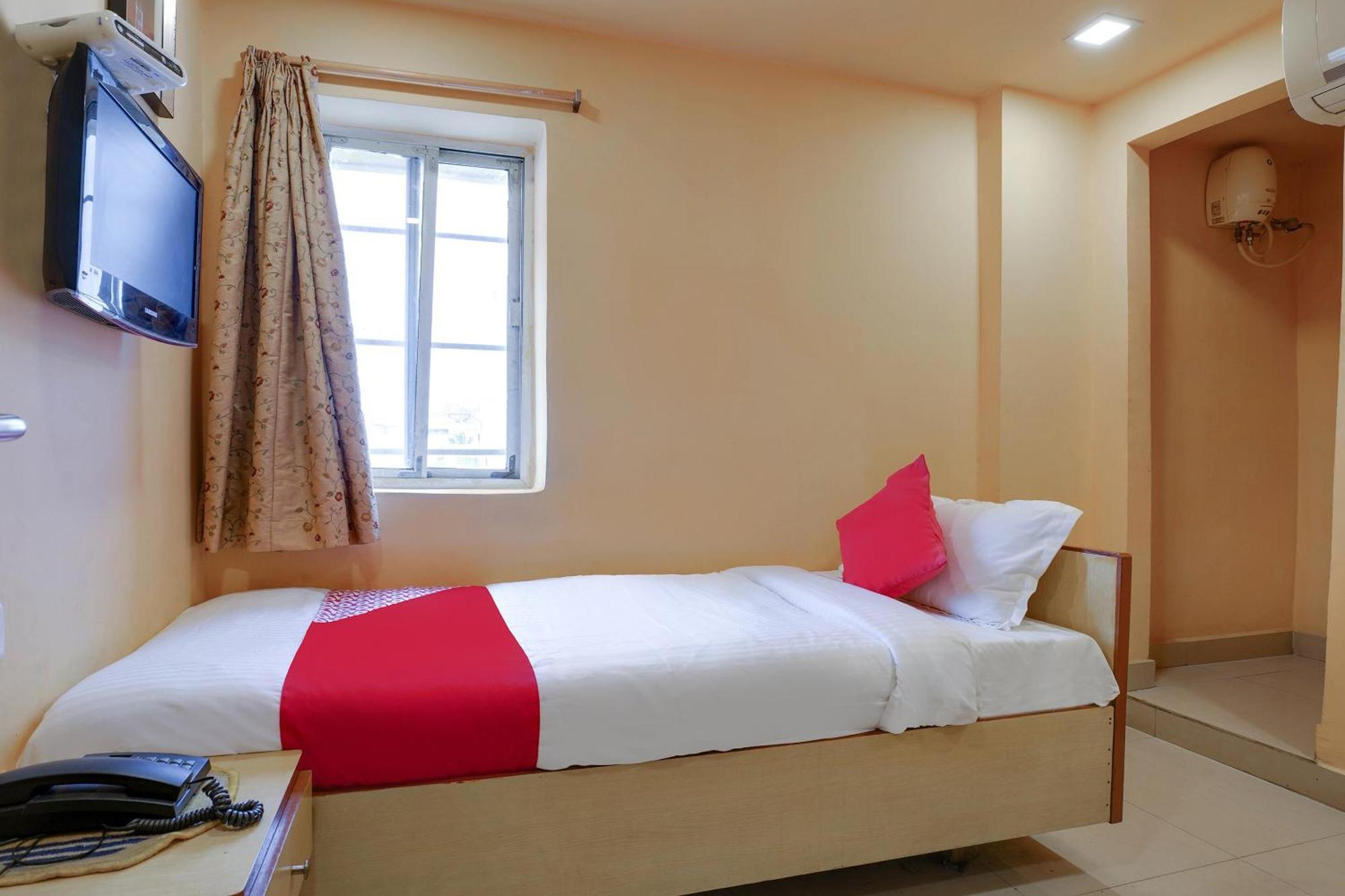 Hotel O Shanta Residency Lodge Sururnagar Exterior foto