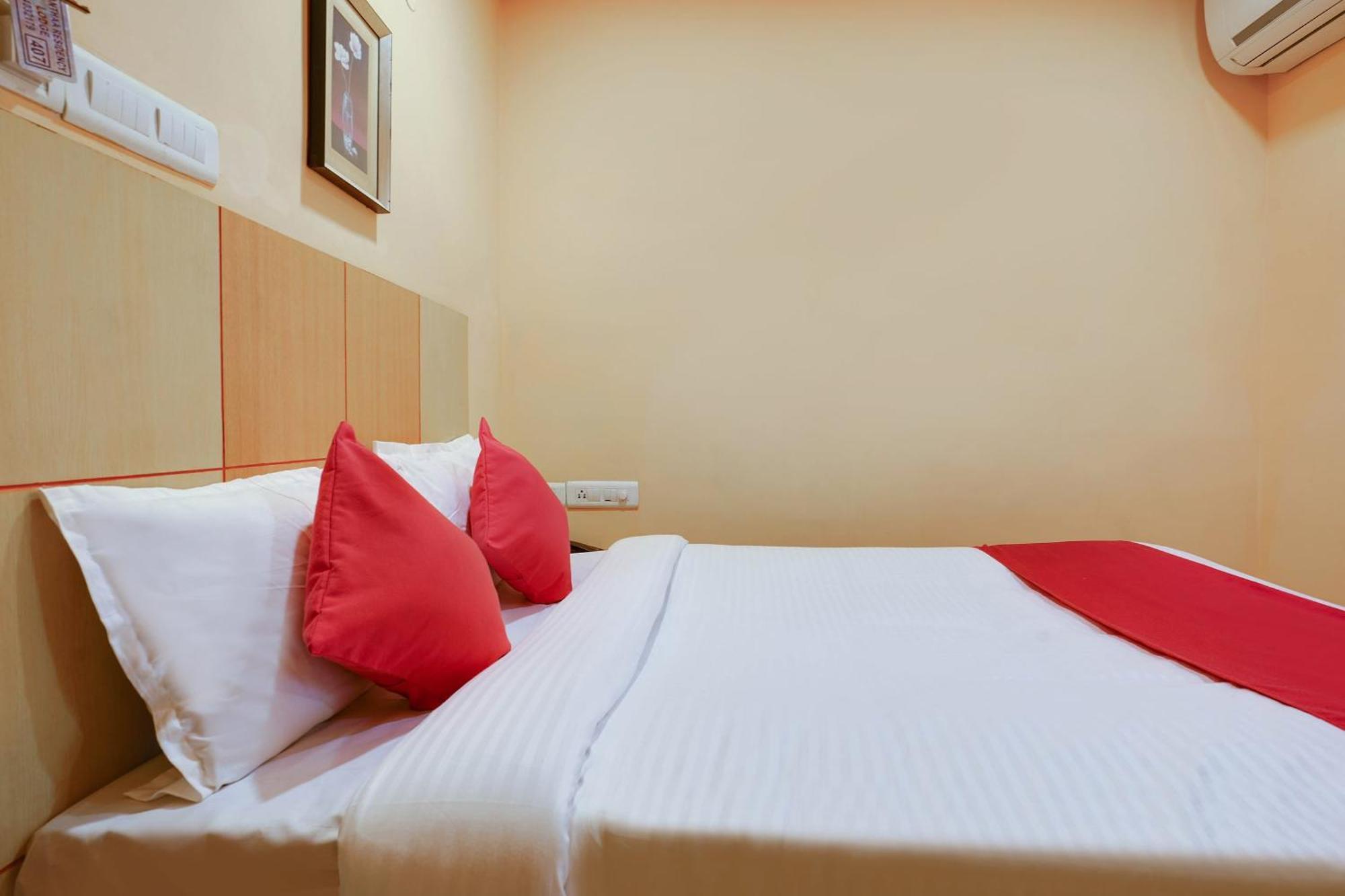 Hotel O Shanta Residency Lodge Sururnagar Exterior foto